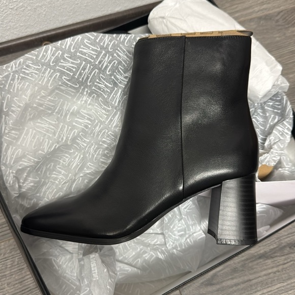 I.N.C. International Concepts Women's Block-Heel Booties - Picture 6 of 7